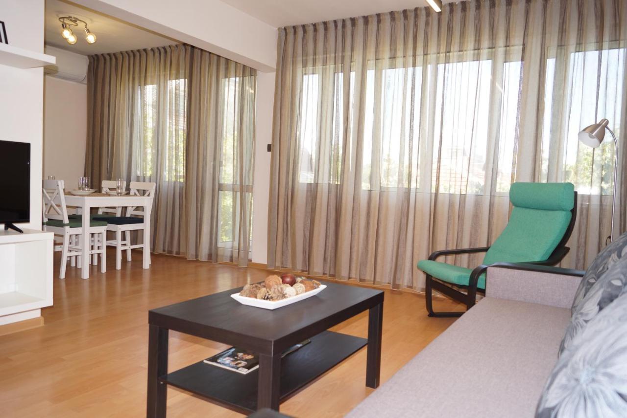 Spacious 2Bdr - Free Parking - Walk Everywhere - 300 Mbps Wifi Varna Ngoại thất bức ảnh