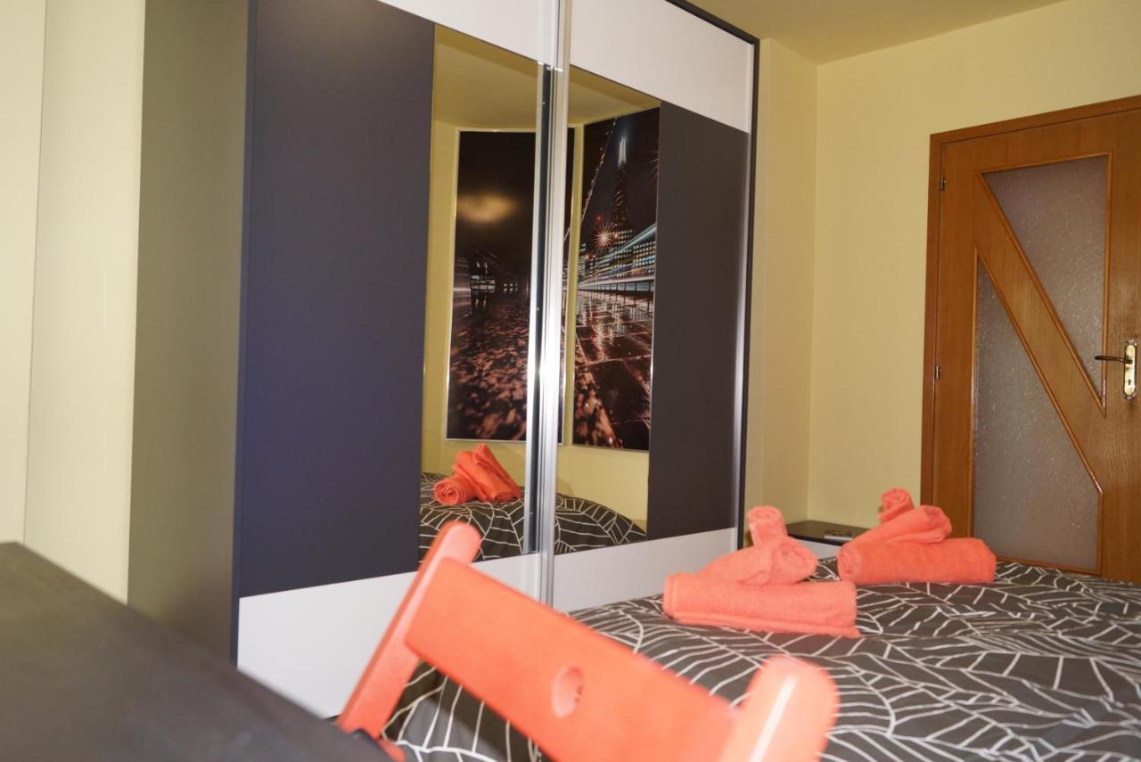 Spacious 2Bdr - Free Parking - Walk Everywhere - 300 Mbps Wifi Varna Ngoại thất bức ảnh