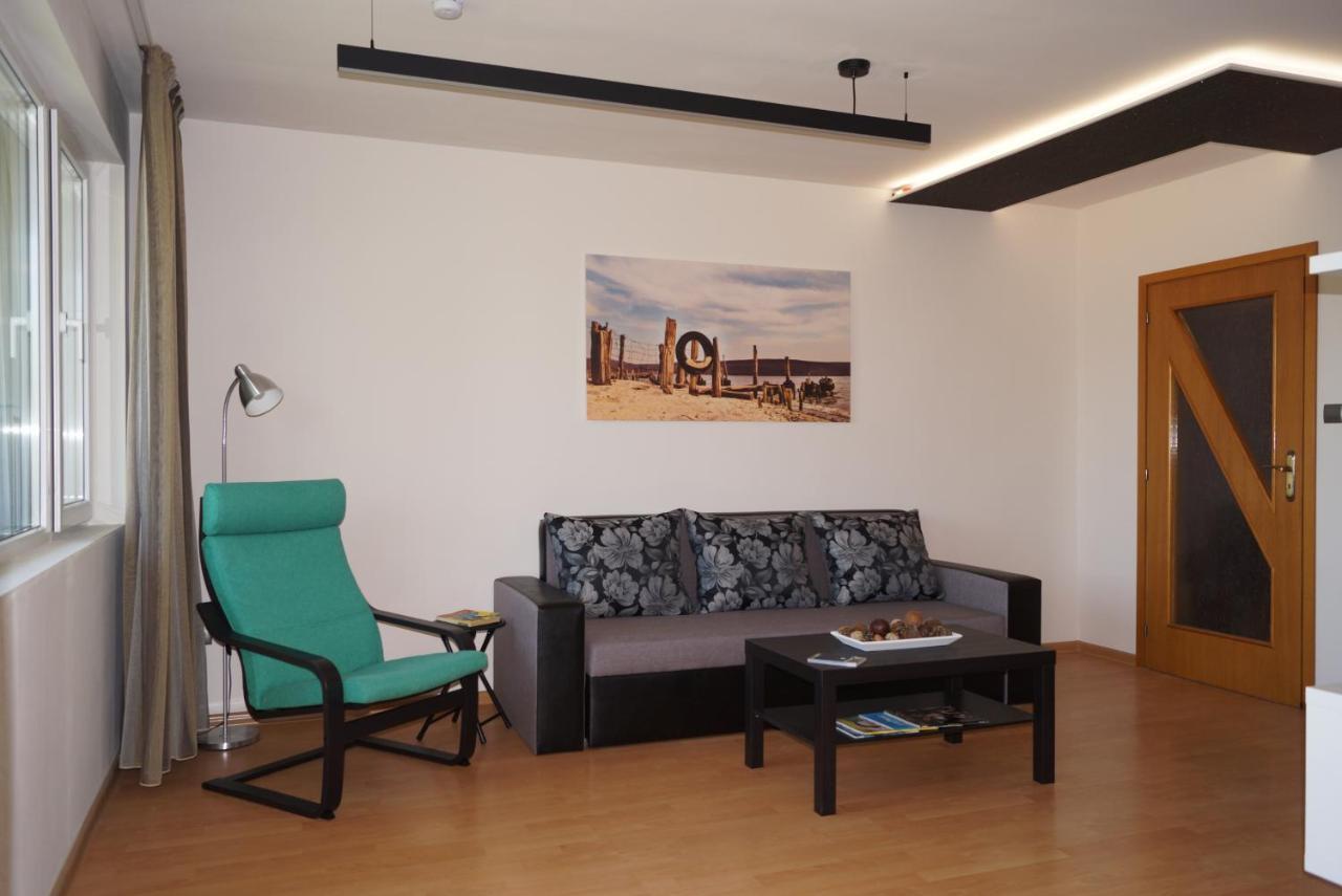 Spacious 2Bdr - Free Parking - Walk Everywhere - 300 Mbps Wifi Varna Ngoại thất bức ảnh